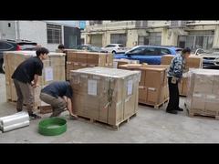 Processo de embalagem e entrega dos armazéns dos fabricantes de compressores de ar condicionado automotivo